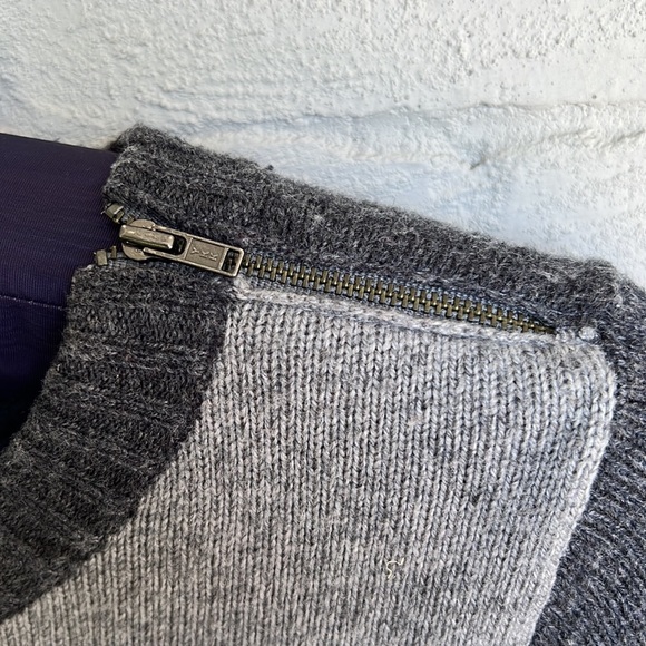 J. Crew grey color blocked crew neck sweater with shoulder/side seam zippers - Picture 4 of 10